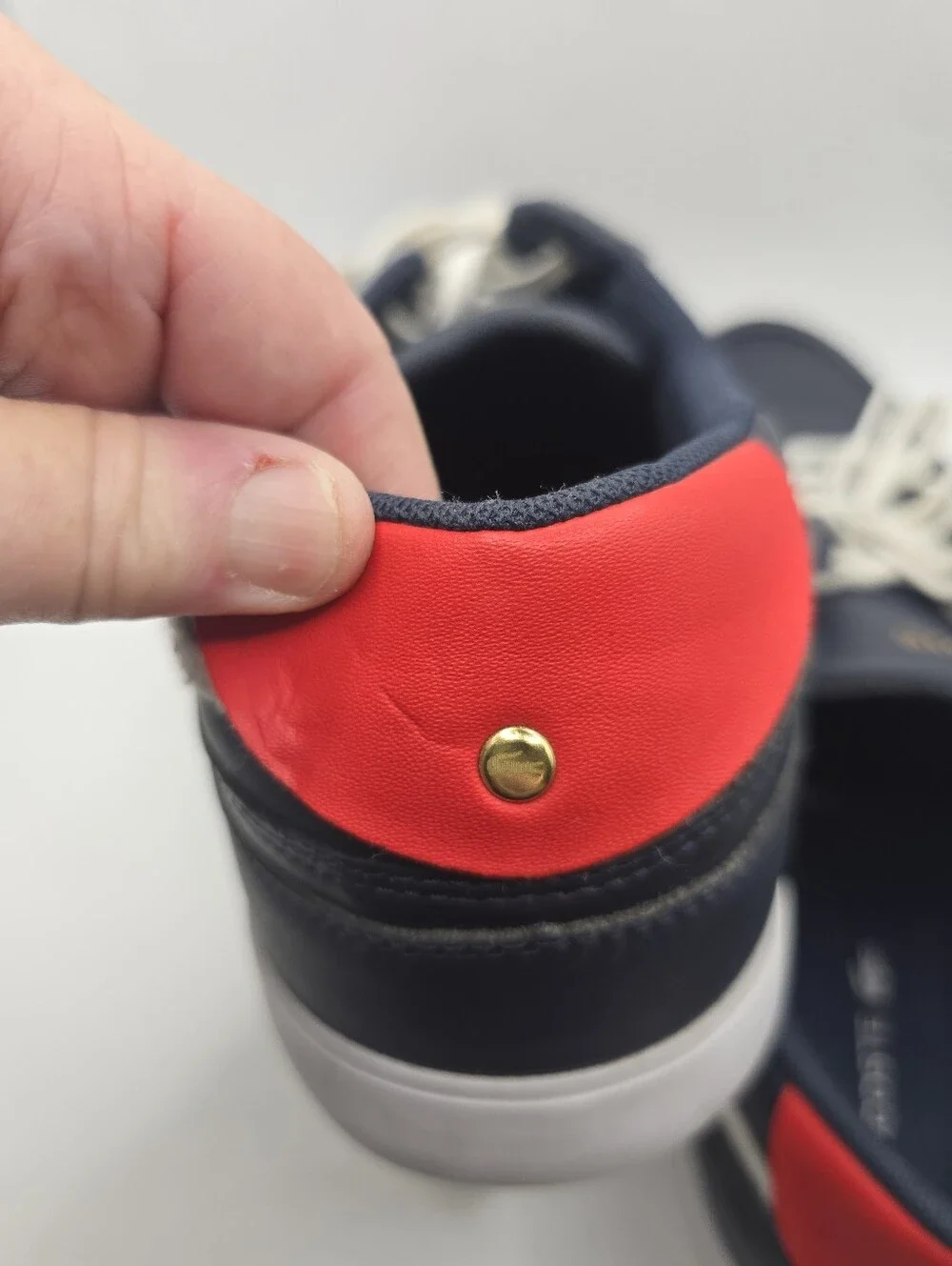 Lacoste Navy Boat/deck Preppy Nautical Leather Lace Up Sneakers. Mens 11